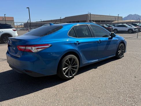 Used 2019 Toyota Camry LE FWD image 5