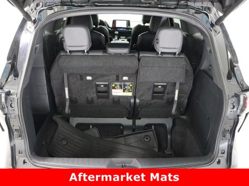 Used 2024 Toyota Sienna XLE Woodland Edition image 36