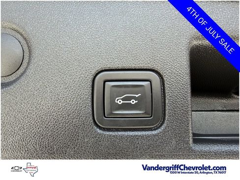 Used 2023 Chevrolet Equinox LT w/ Driver Convenience Package FWD image 28