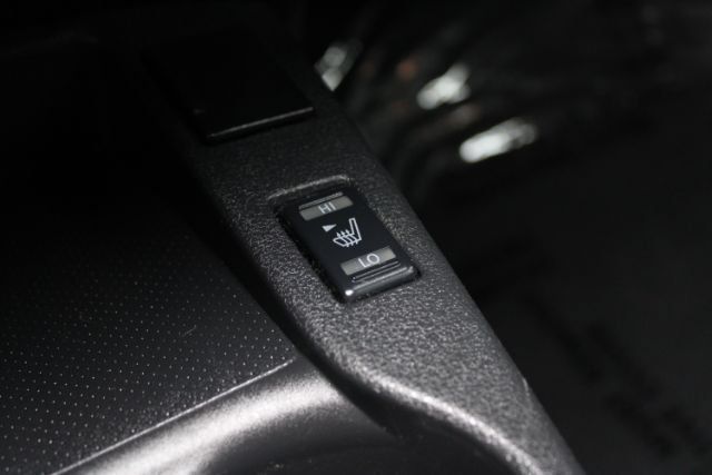 Used 2015 Nissan Leaf SL w/ Premium Package FWD image 22