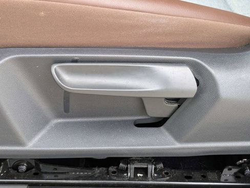Certified 2023 Volkswagen ID.4 Pro RWD image 23
