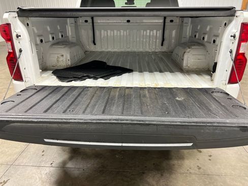 Certified 2023 Chevrolet Silverado 1500 Custom image 12