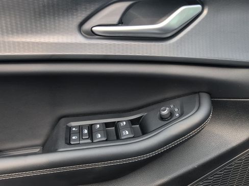 Used 2024 Jeep Grand Cherokee L Laredo w/ Luxury Tech Group I image 13