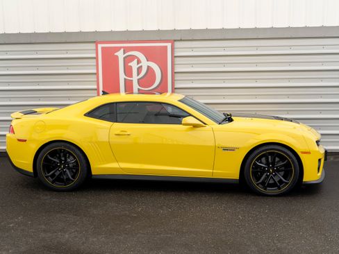 Used 2015 Chevrolet Camaro ZL1 image 35