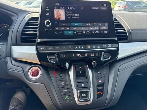 Used 2025 Honda Odyssey EX-L image 3