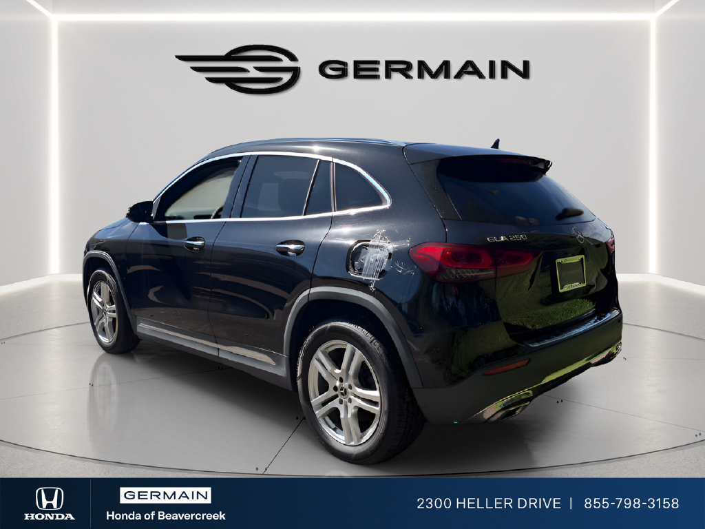 Used 2021 Mercedes-Benz GLA 250 4MATIC w/ Premium Package image 5