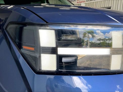 Used 2025 Hyundai Santa Fe SEL AWD/4WD image 26