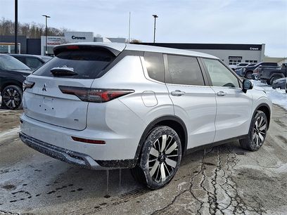 New 2026 Mitsubishi Outlander SE