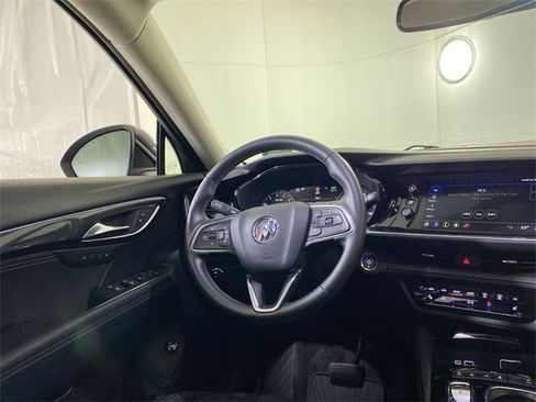 Used 2023 Buick Envision Essence image 15