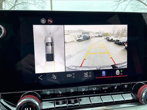 Used 2025 GMC Canyon AT4 w/ AT4X Package image 30