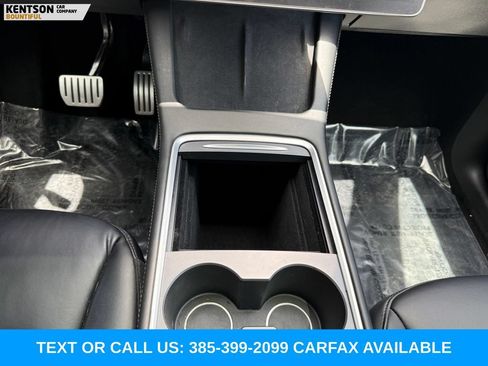 Used 2023 Tesla Model Y Performance AWD/4WD image 17