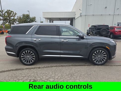 Used 2024 Hyundai Palisade Calligraphy image 9