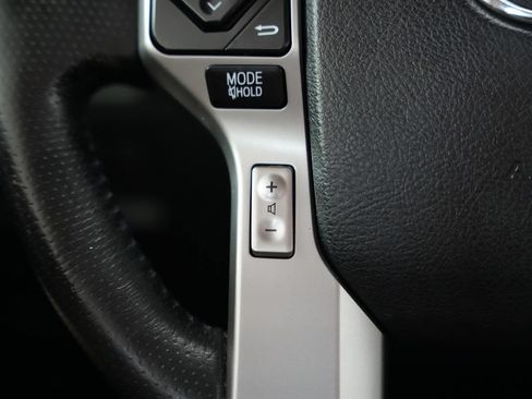 Used 2015 Toyota 4Runner SR5 AWD/4WD image 14