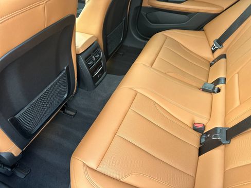 Used 2023 BMW i4 eDrive35 w/ Premium Package image 12