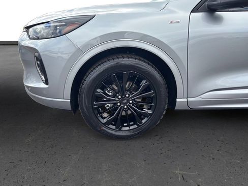 Used 2023 Ford Escape ST-Line Elite image 13