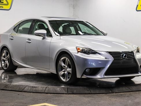 Used 2014 Lexus IS 350 w/ Luxury Package w/Gray Wood RWD image 5