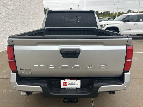 Used 2024 Toyota Tacoma SR5 AWD/4WD image 4