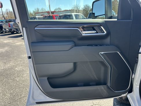 New 2026 Chevrolet Silverado 2500 LT w/ Trail Boss Package AWD/4WD image 12