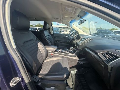 Used 2016 Ford Edge SEL w/ Equipment Group 201A AWD/4WD image 23