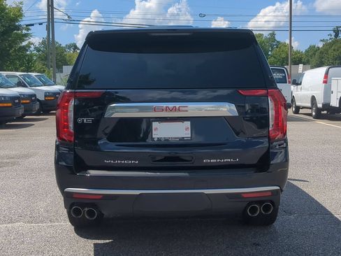 Used 2023 GMC Yukon Denali w/ Denali Reserve Package AWD/4WD image 7