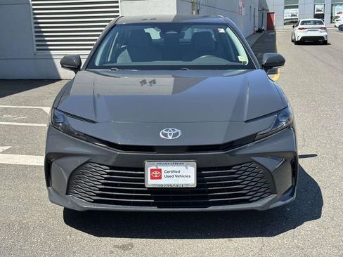 Used 2025 Toyota Camry LE w/ Convenience Package FWD image 2