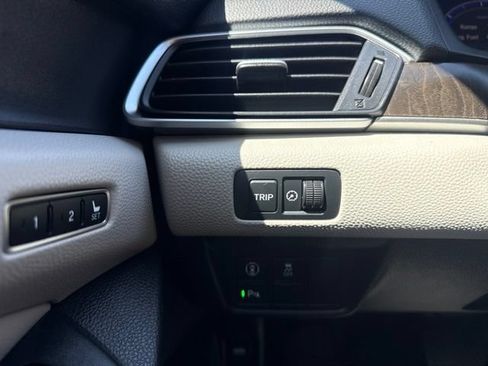 Used 2022 Honda Accord EX-L image 20