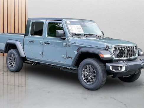 New 2026 Jeep Gladiator Sport AWD/4WD image 2