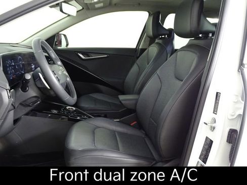 Certified 2023 Kia Niro Wave image 11