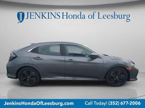 Used 2018 Honda Civic EX image 3