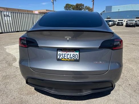 Used 2025 Tesla Model Y Performance AWD/4WD image 5