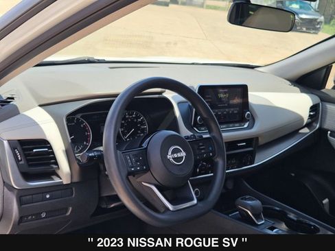 Used 2023 Nissan Rogue SV FWD image 13