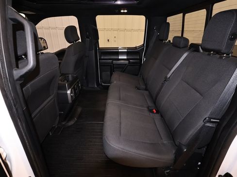 Used 2016 Ford F150 XLT w/ Equipment Group 302A Luxury AWD/4WD image 15