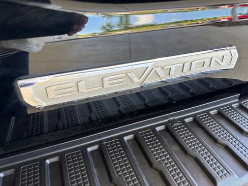 Used 2024 GMC Sierra 1500 Elevation w/ Preferred Package AWD/4WD image 33