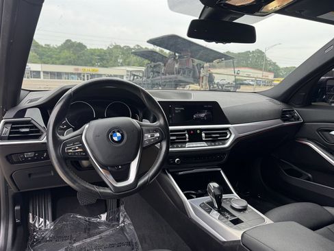 Used 2020 BMW 330i xDrive Sedan w/ Convenience Package AWD/4WD image 8