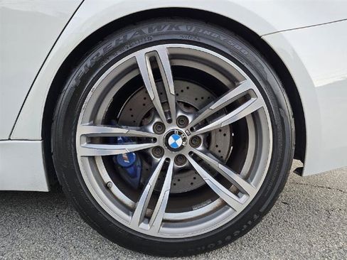 Used 2018 BMW M3 image 21