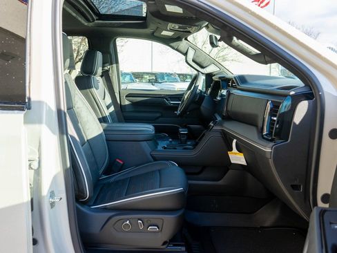 New 2026 GMC Sierra 1500 AT4X AWD/4WD image 10