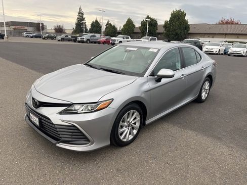Used 2023 Toyota Camry LE image 1