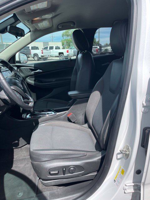 Used 2020 Buick Encore GX Preferred w/ Cold Weather Comfort Package FWD image 27