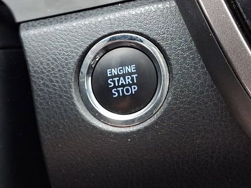 Used 2022 Toyota Camry XSE image 28