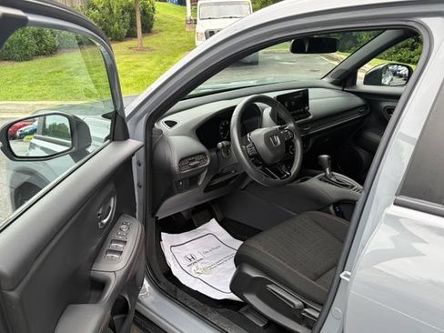 Certified 2024 Honda HR-V Sport image 14