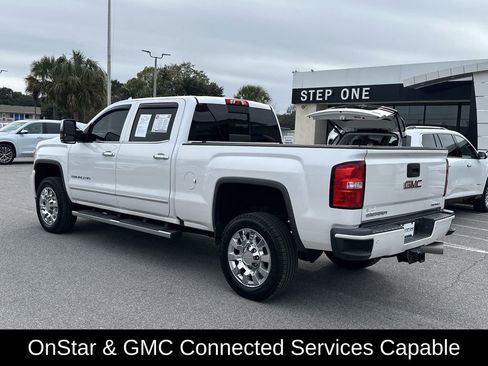 Used 2019 GMC Sierra 2500 Denali w/ Duramax Plus Package image 6