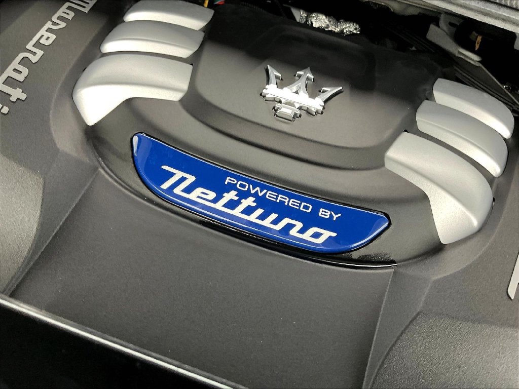 Used 2023 Maserati Grecale Modena AWD/4WD image 30