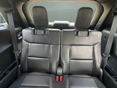 Used 2021 Ford Explorer ST w/ Equipment Group 401A AWD/4WD image 14