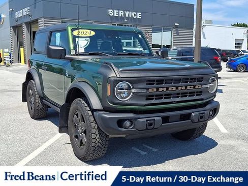Certified 2024 Ford Bronco Black Diamond AWD/4WD image 2
