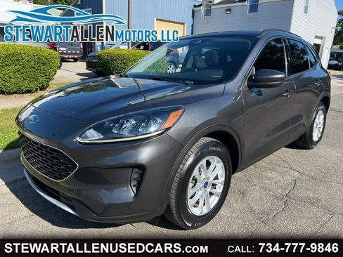Used 2020 Ford Escape SE AWD/4WD image 1