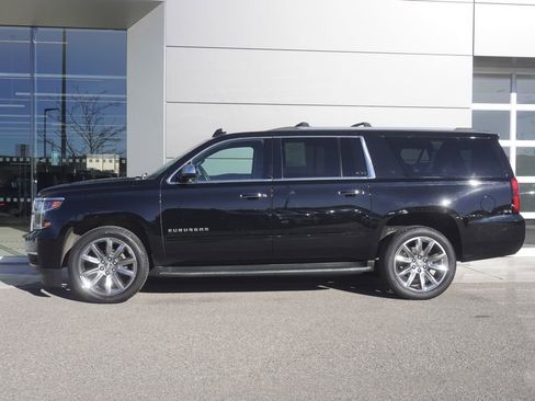 Used 2017 Chevrolet Suburban Premier image 8
