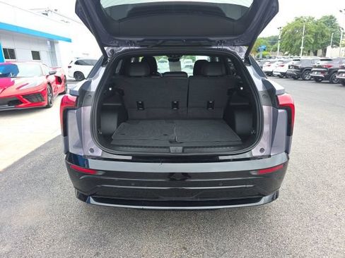 Used 2024 Chevrolet Blazer EV RS AWD/4WD image 32