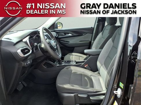 Used 2023 Chevrolet TrailBlazer LS FWD image 22