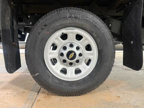 New 2025 Chevrolet Silverado 3500 W/T AWD/4WD image 10