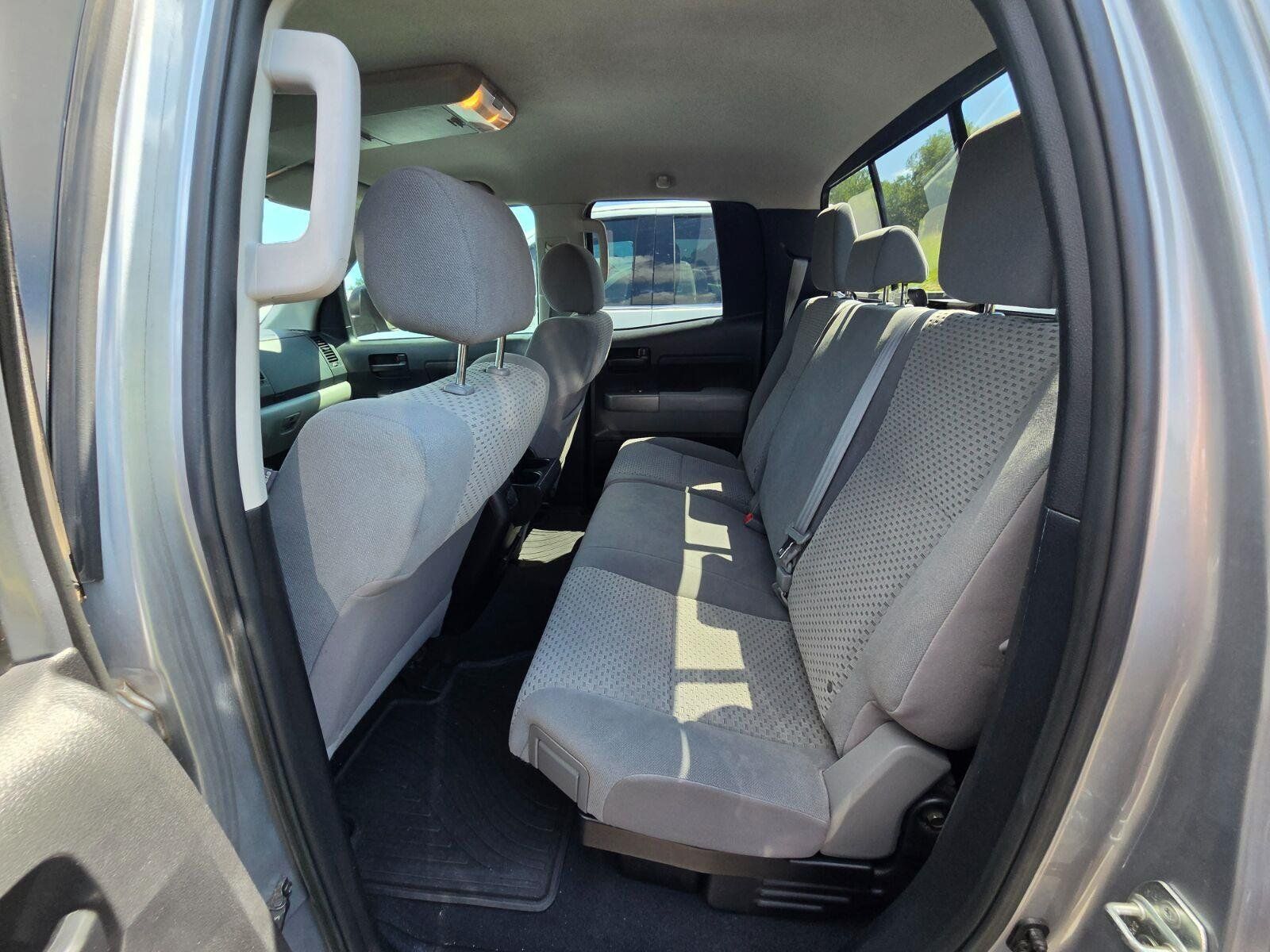 Used 2013 Toyota Tundra 4x4 Double Cab w/ TRD Off-Road Pkg image 12
